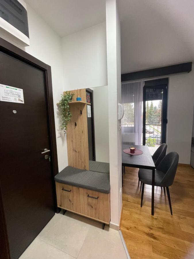 Apartamento Theos Apartman Titova Vila Zlatibor Exterior foto